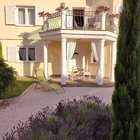 Apartman Mandolina Zára