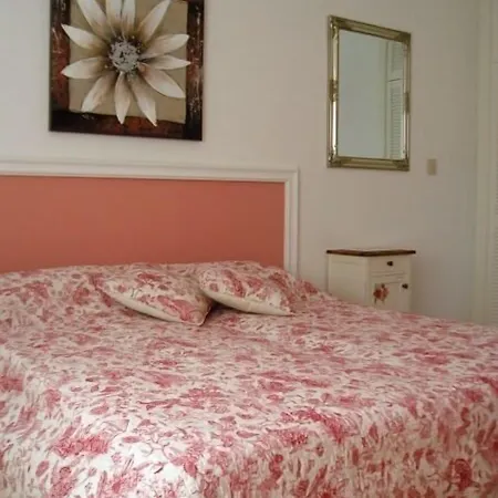 Mandolina Apartman *