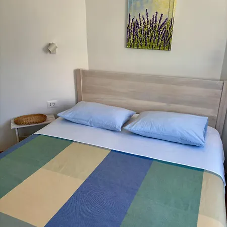 Mandolina Apartment *