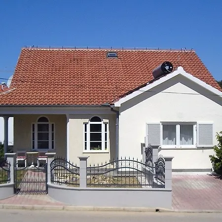 Apartman Mandolina Zára